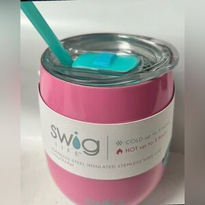 Swig Life insulated wine / coffee tumbler/ 14 oz / Fuchsia Hot Pink / NEW